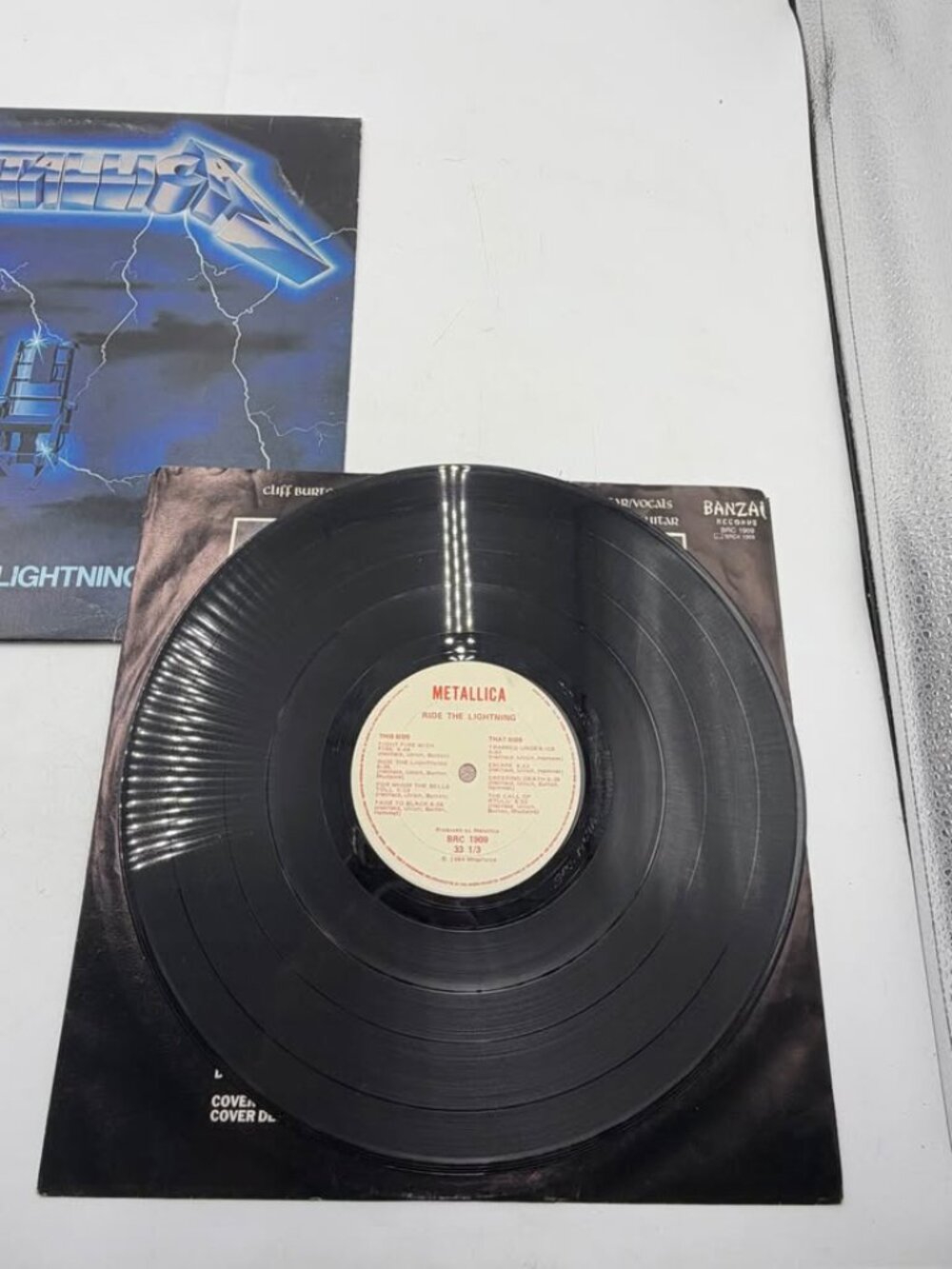 Metallica - Ride the Lightning Vinyl LP (Banzai Records) - Picture 4 of 9